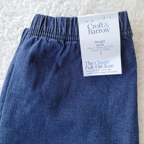 Croft & Barrow. Small. NWT. Dk Wash. - Picture 6 of 10